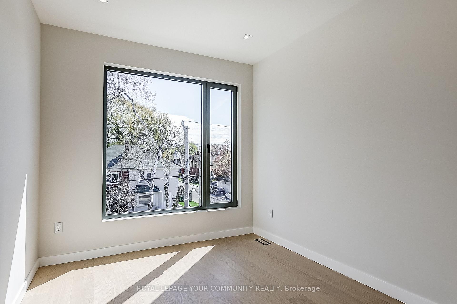 Photo 39 of 86 Latimer Avenue, Toronto, Forest Hill North — HOMEH