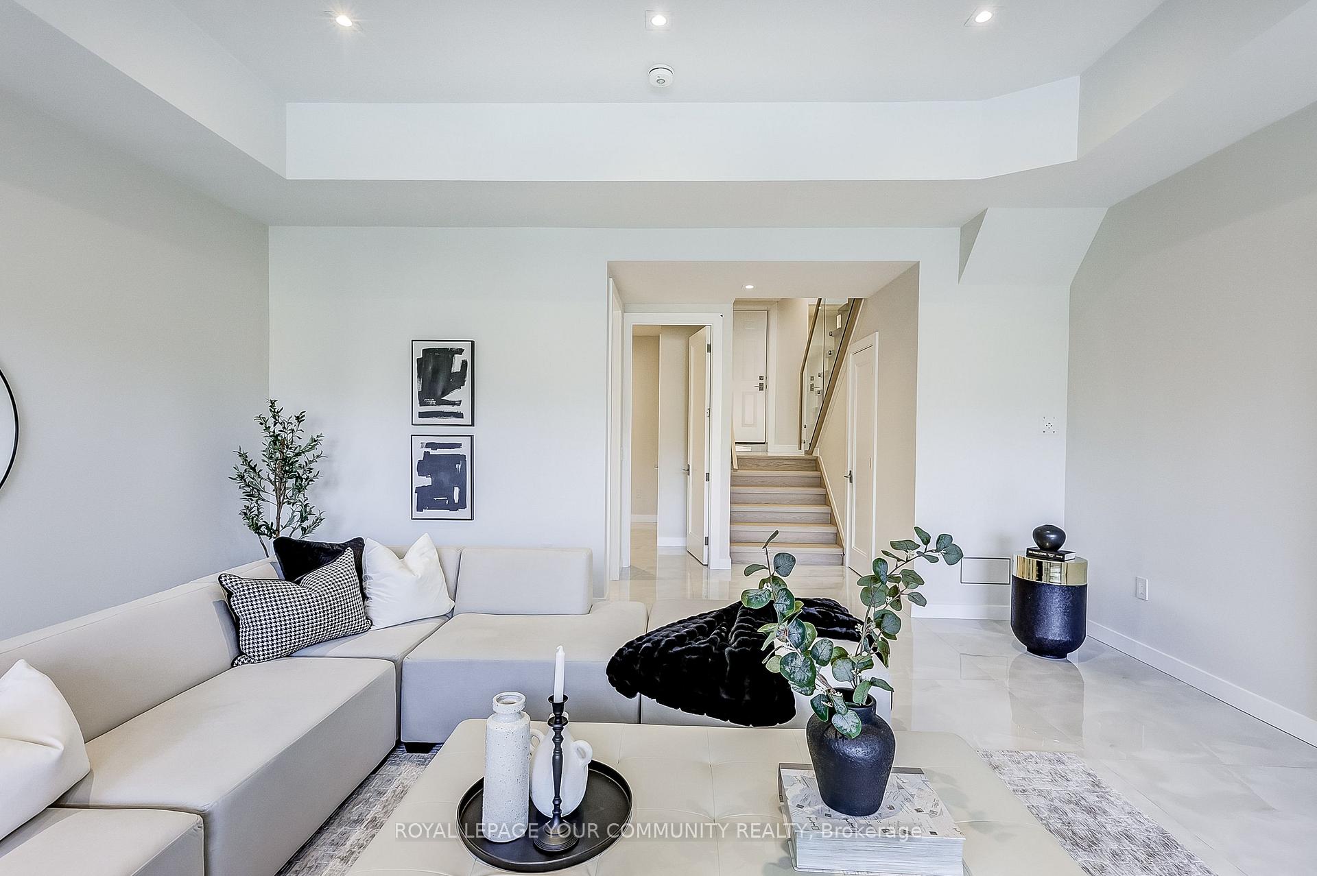 Photo 37 of 86 Latimer Avenue, Toronto, Forest Hill North — HOMEH