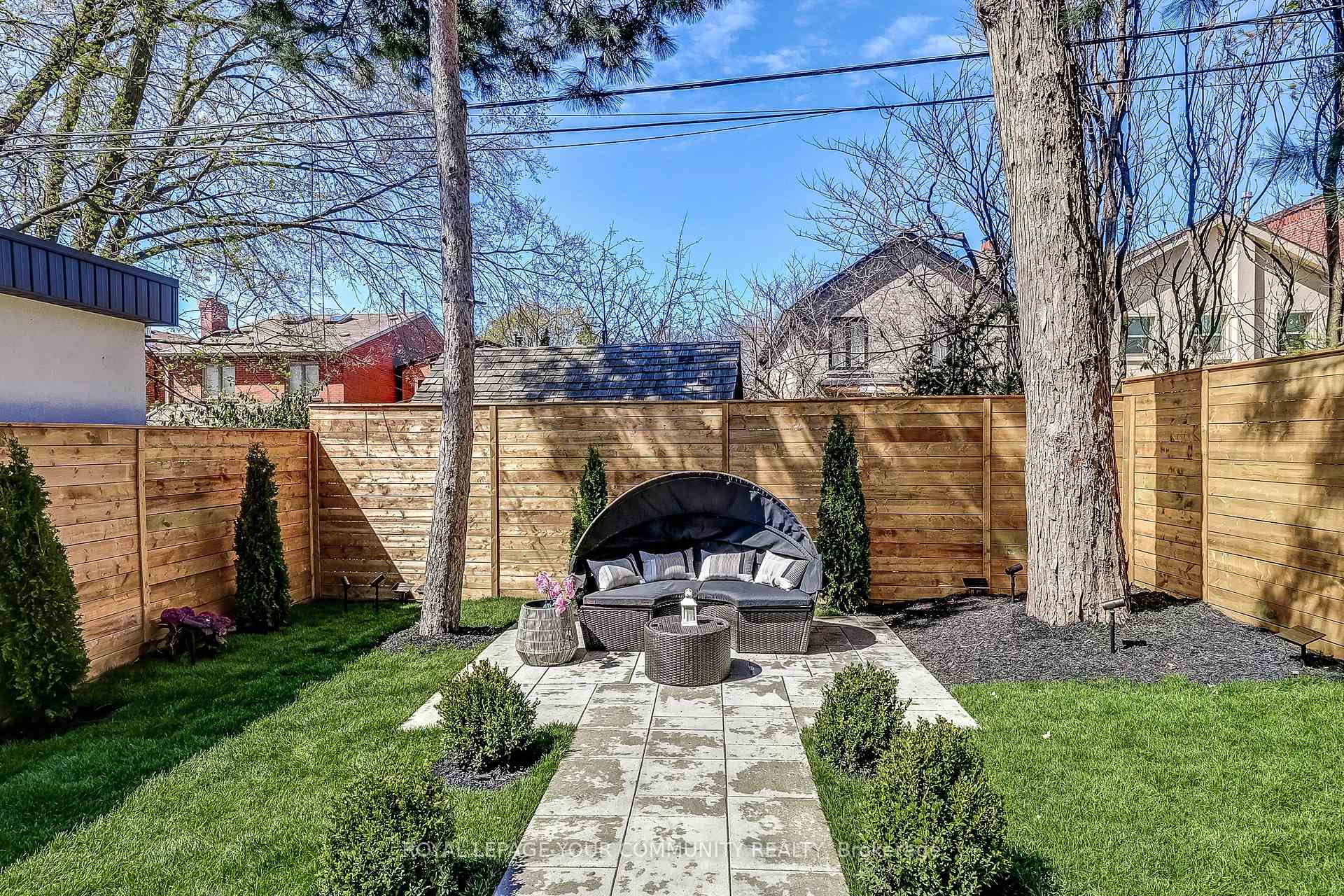 Photo 43 of 86 Latimer Avenue, Toronto, Forest Hill North — HOMEH