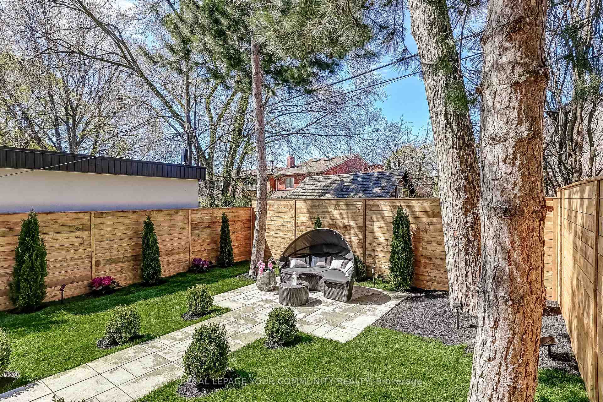 Photo 44 of 86 Latimer Avenue, Toronto, Forest Hill North — HOMEH