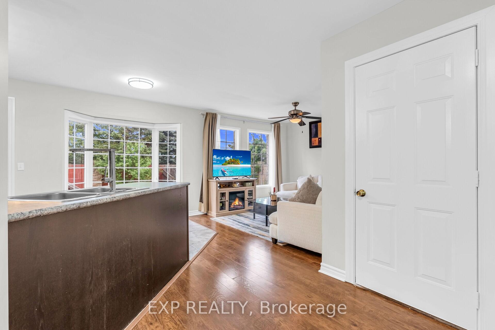 Photo 41 of 84 Seaside Circle, Brampton, Sandringham-Wellington — HOMEH