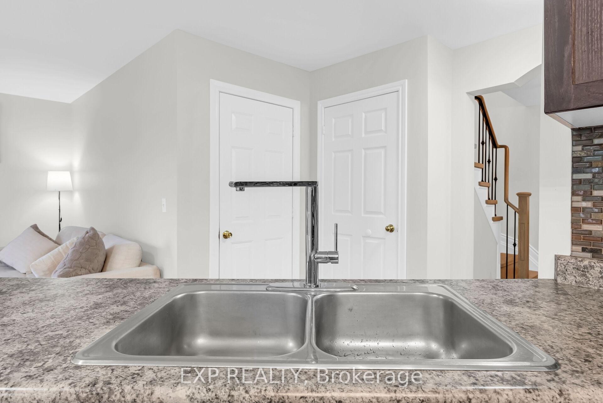 Photo 38 of 84 Seaside Circle, Brampton, Sandringham-Wellington — HOMEH