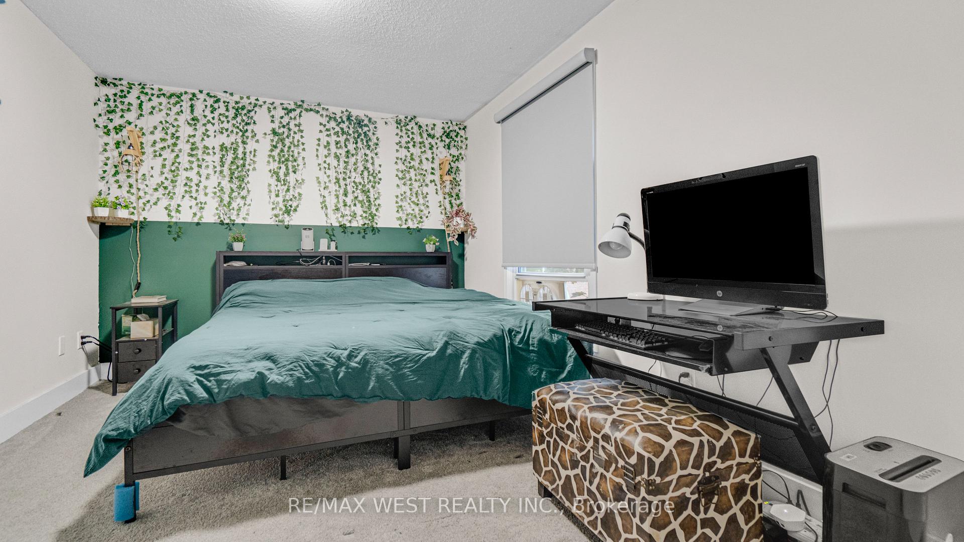 Photo 6 of Unit 18, 165 Green Valley Drive, Kitchener — HOMEH