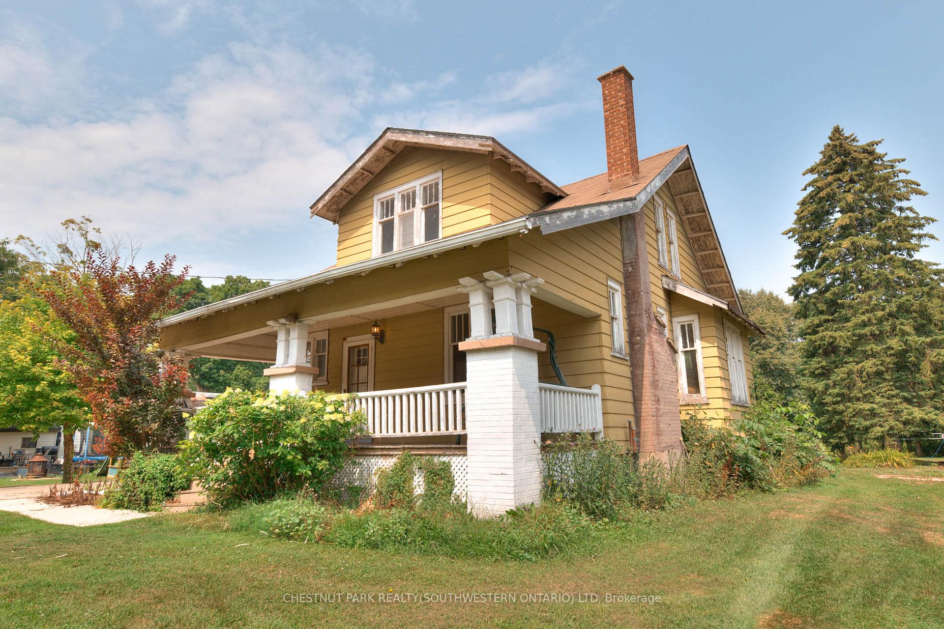 Photo 22 of 2057 Martin Street, Howick, Howick Twp — HOMEH