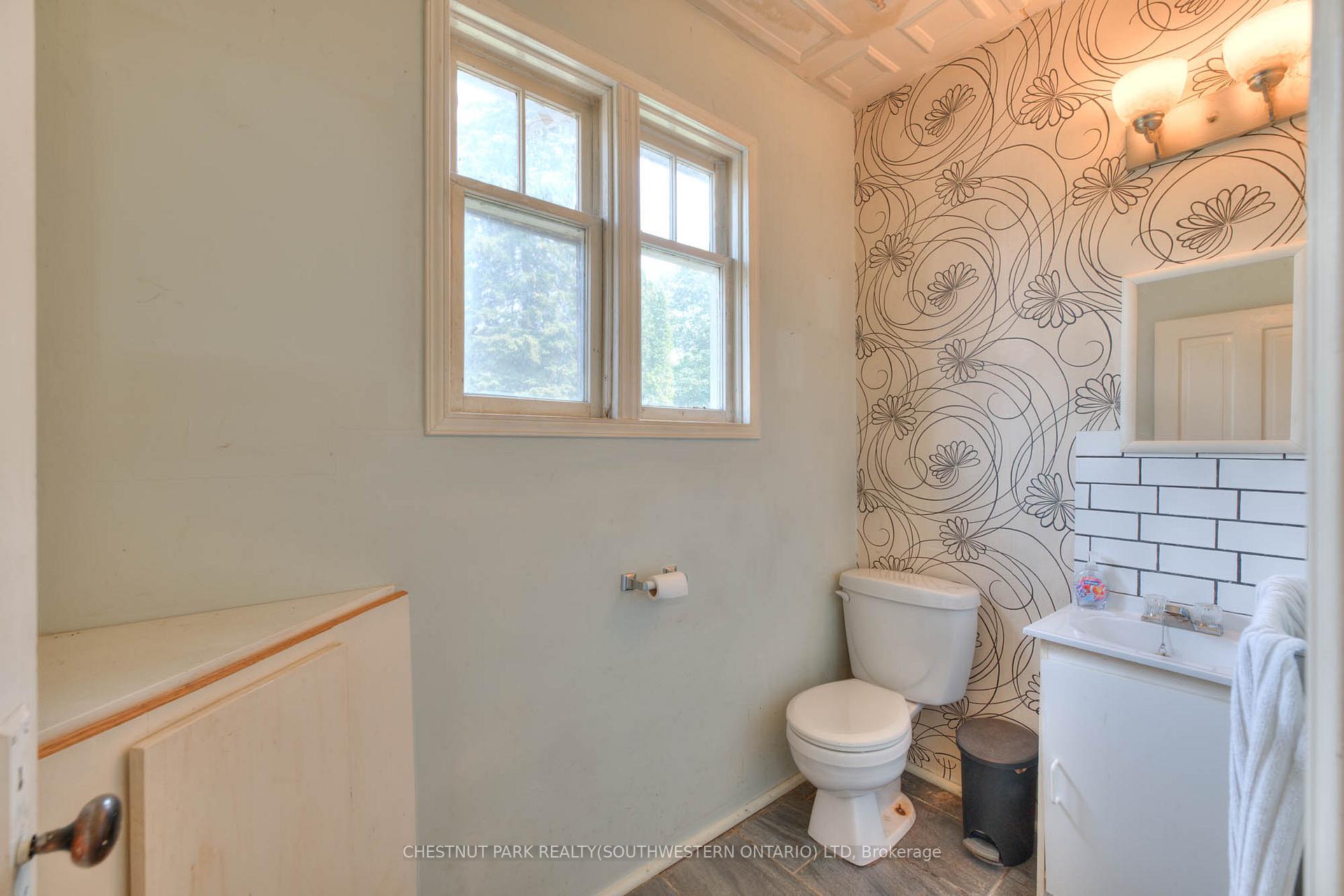 Photo 29 of 2057 Martin Street, Howick, Howick Twp — HOMEH