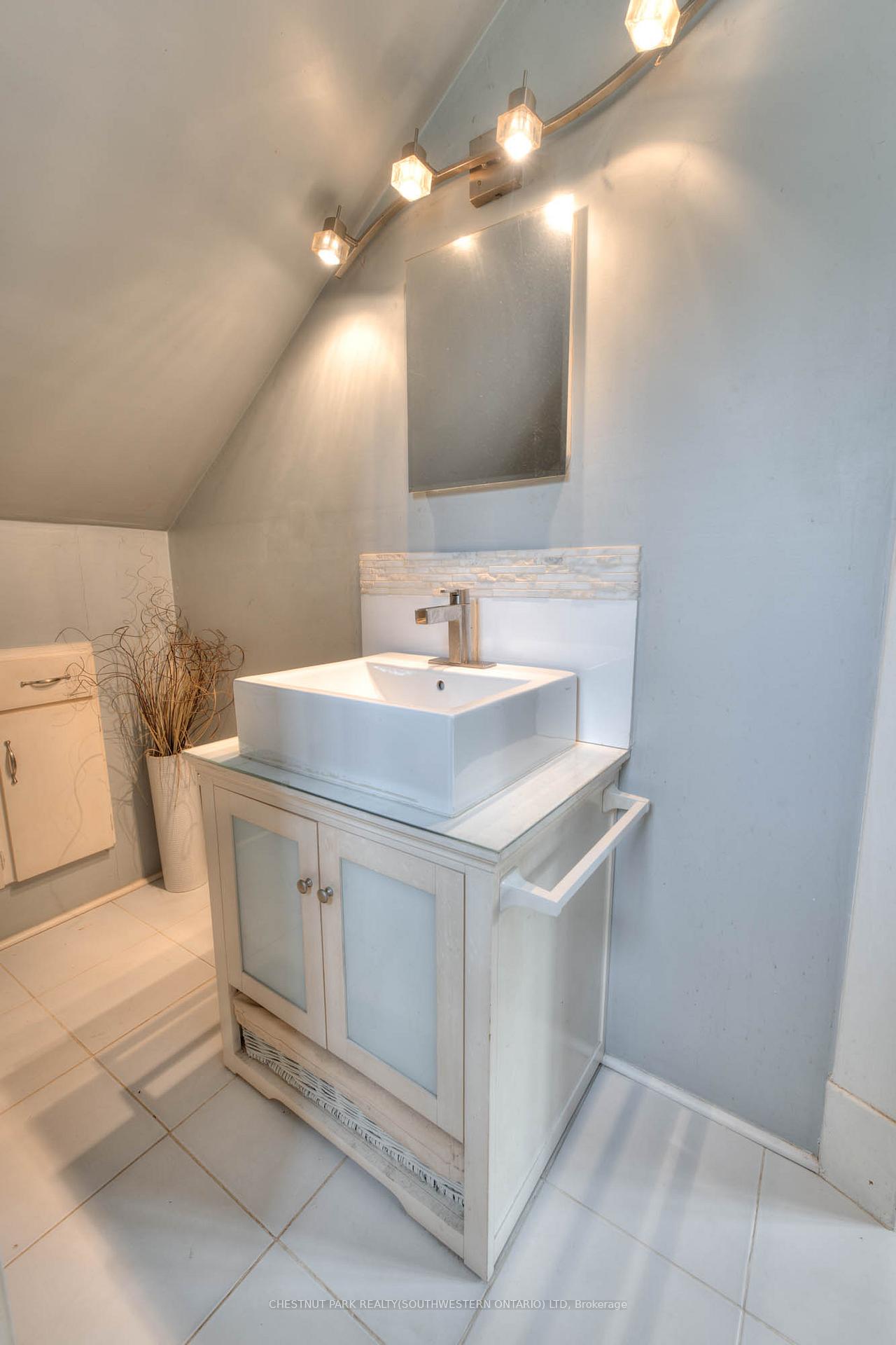 Photo 28 of 2057 Martin Street, Howick, Howick Twp — HOMEH