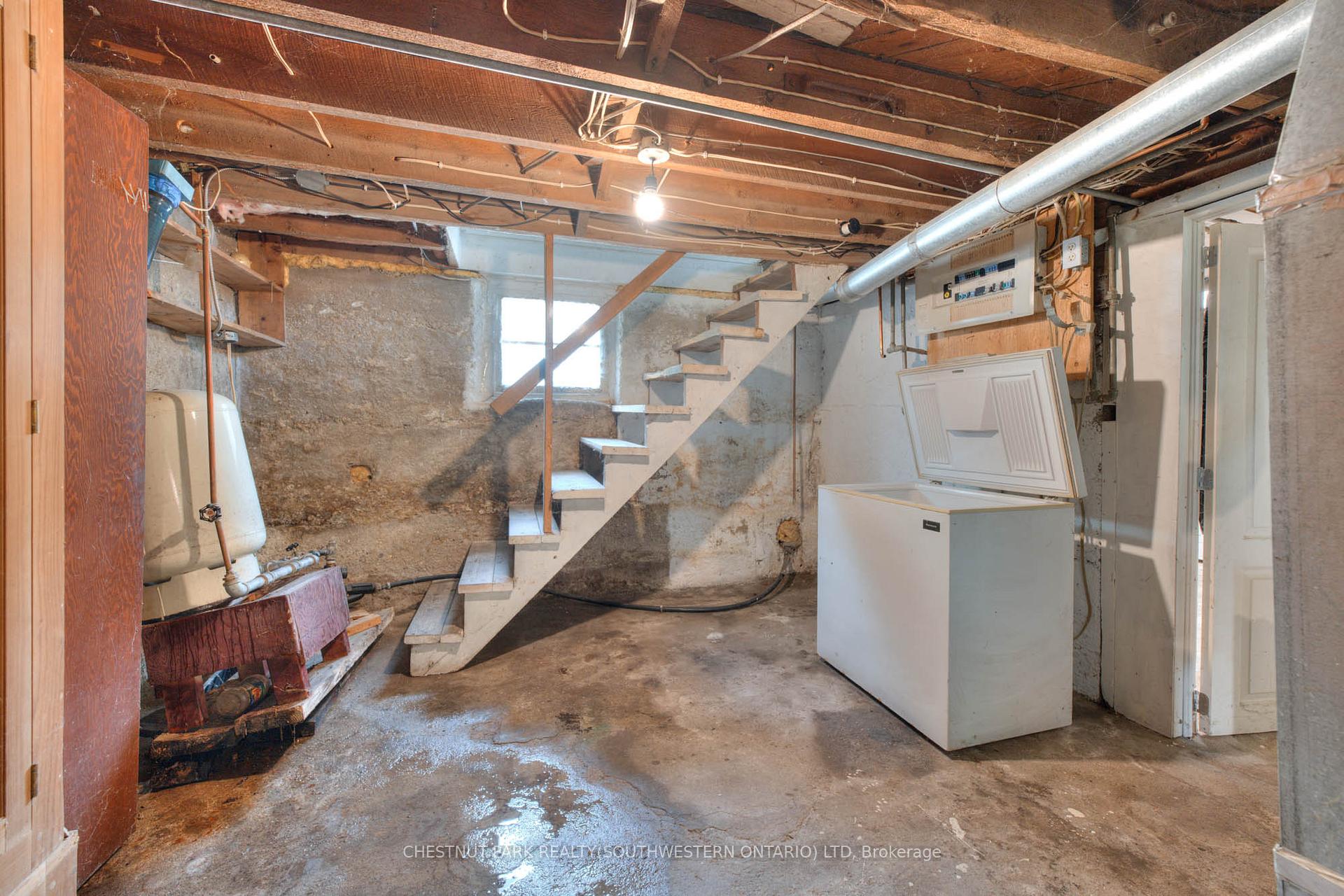 Photo 7 of 2057 Martin Street, Howick, Howick Twp — HOMEH