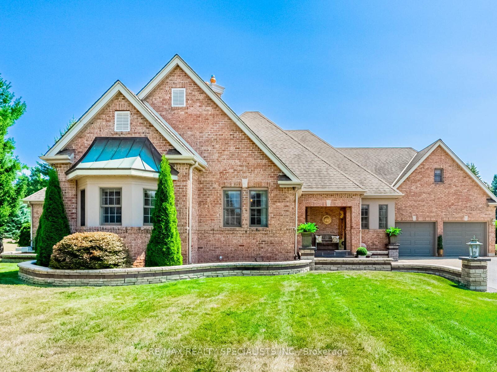 Photo 1 of 12 McMaster Street, Halton Hills, Glen Williams — HOMEH