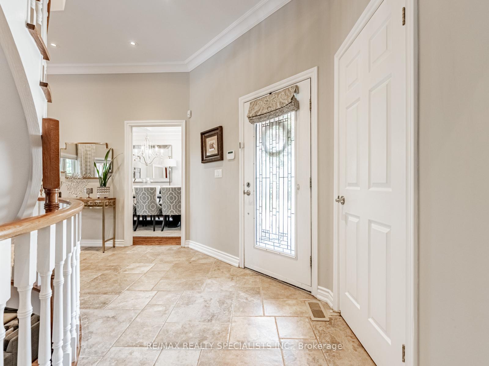Photo 6 of 12 McMaster Street, Halton Hills, Glen Williams — HOMEH