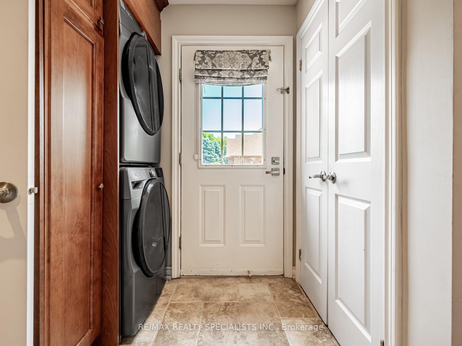 Photo 17 of 12 McMaster Street, Halton Hills, Glen Williams — HOMEH