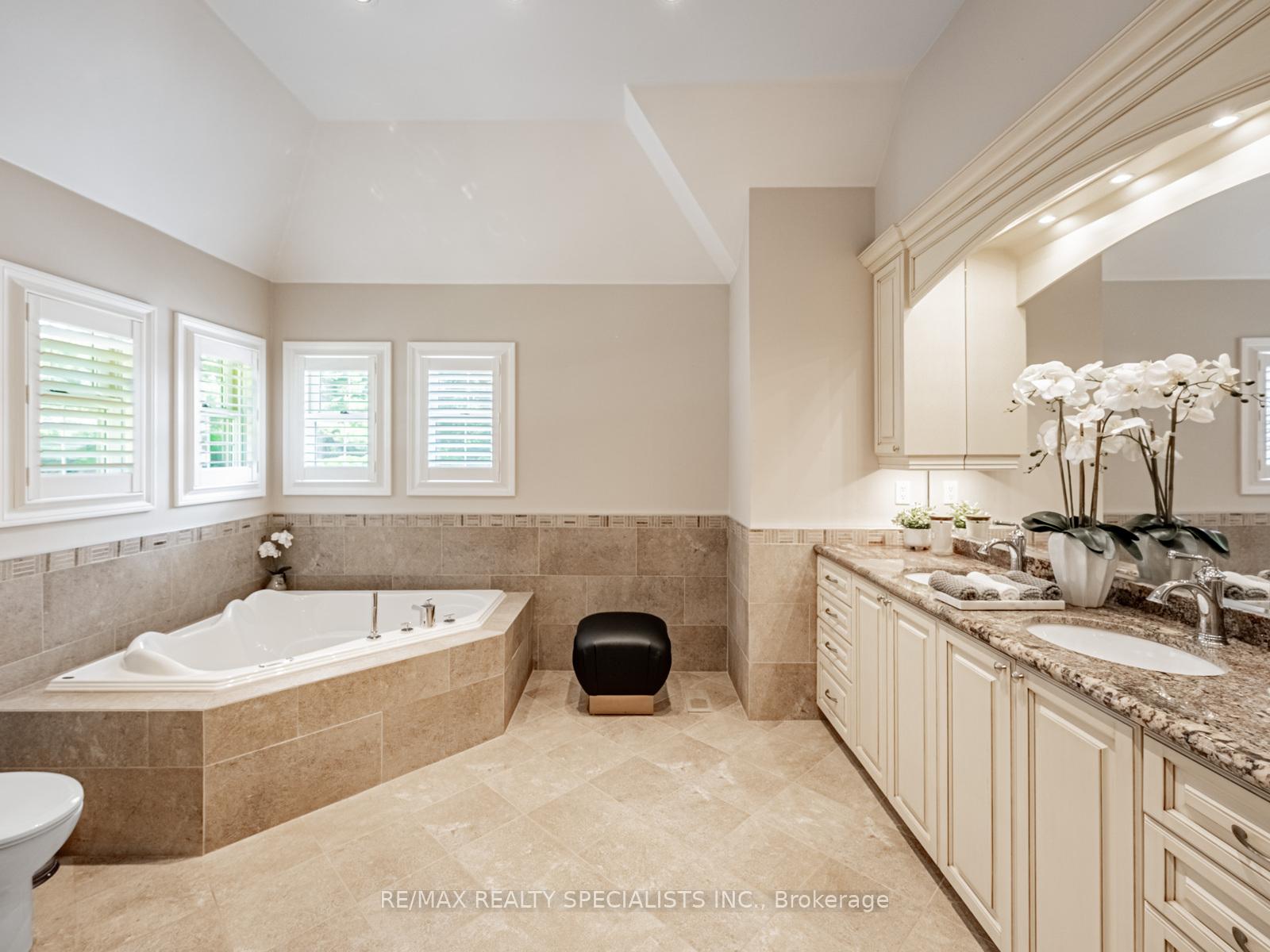 Photo 28 of 12 McMaster Street, Halton Hills, Glen Williams — HOMEH