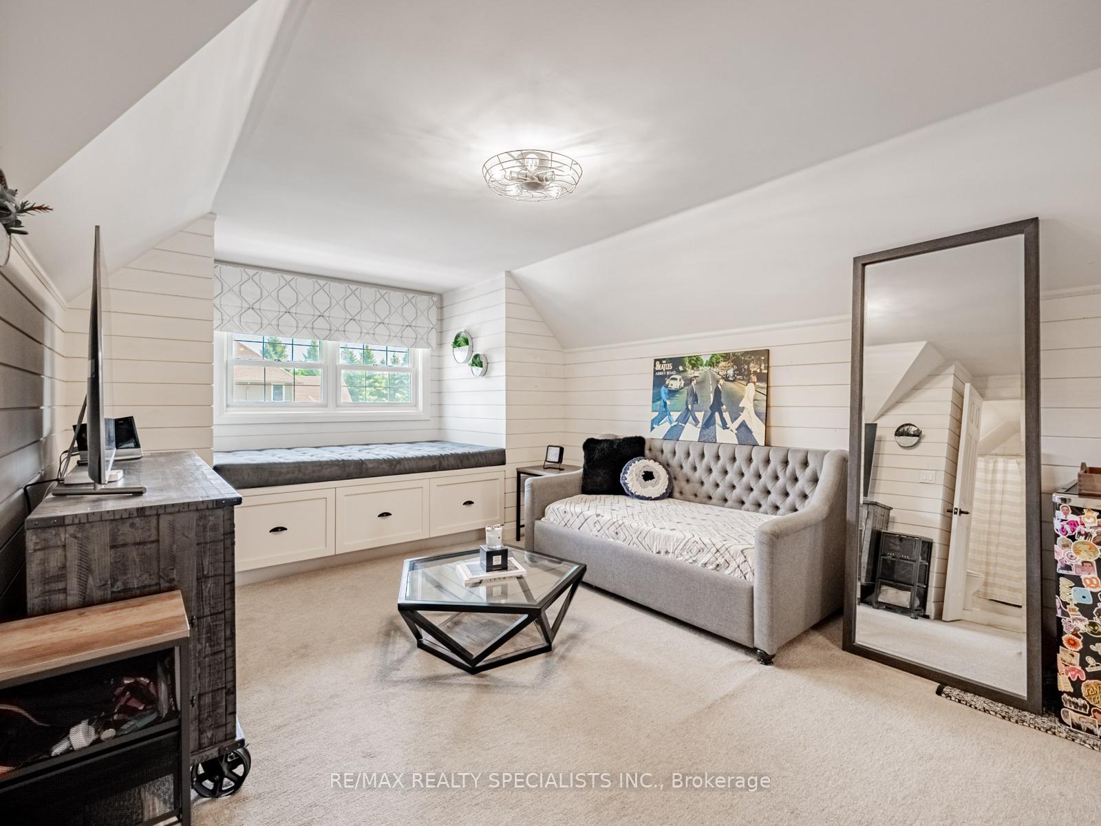 Photo 12 of 12 McMaster Street, Halton Hills, Glen Williams — HOMEH