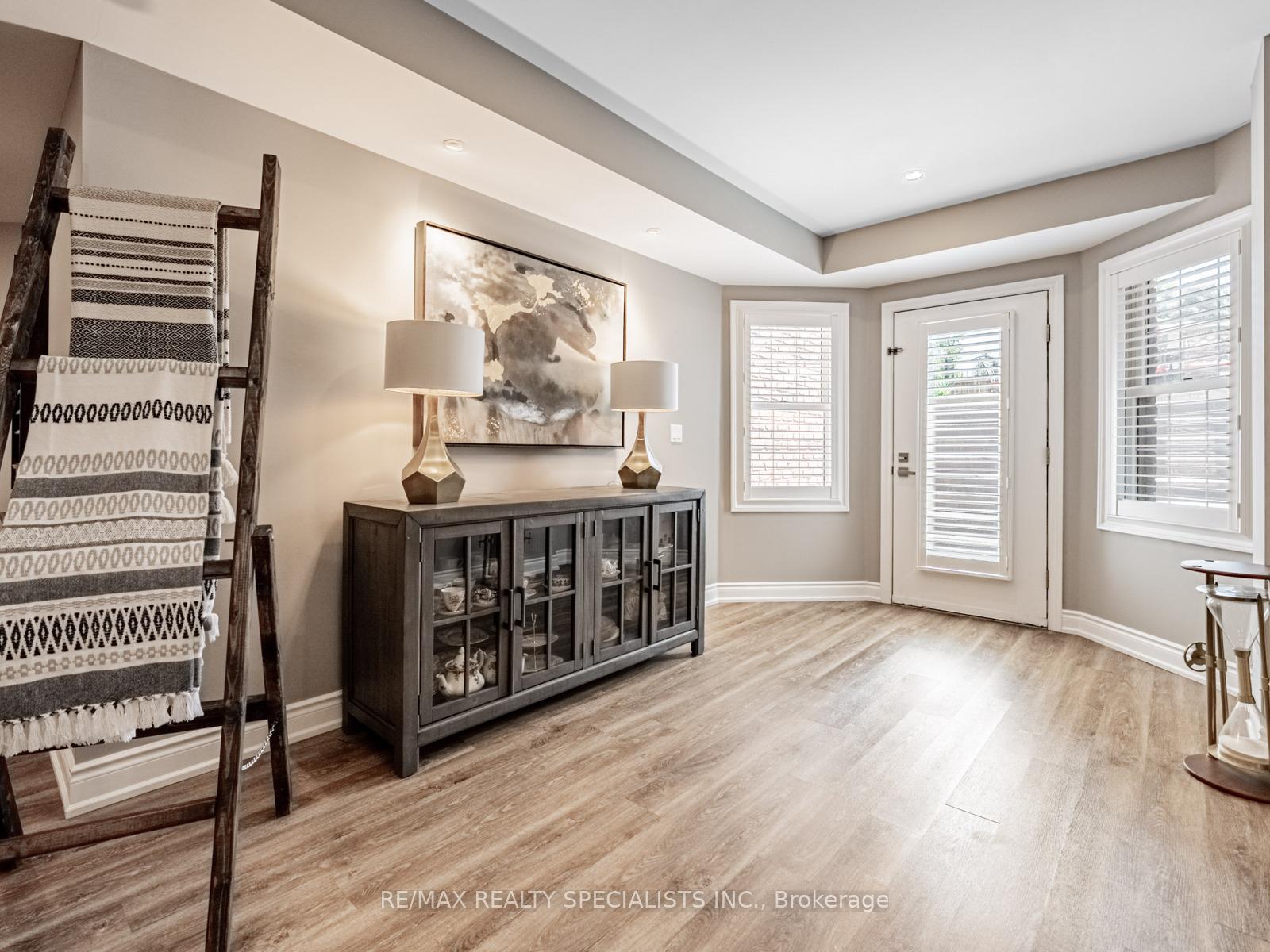 Photo 16 of 12 McMaster Street, Halton Hills, Glen Williams — HOMEH
