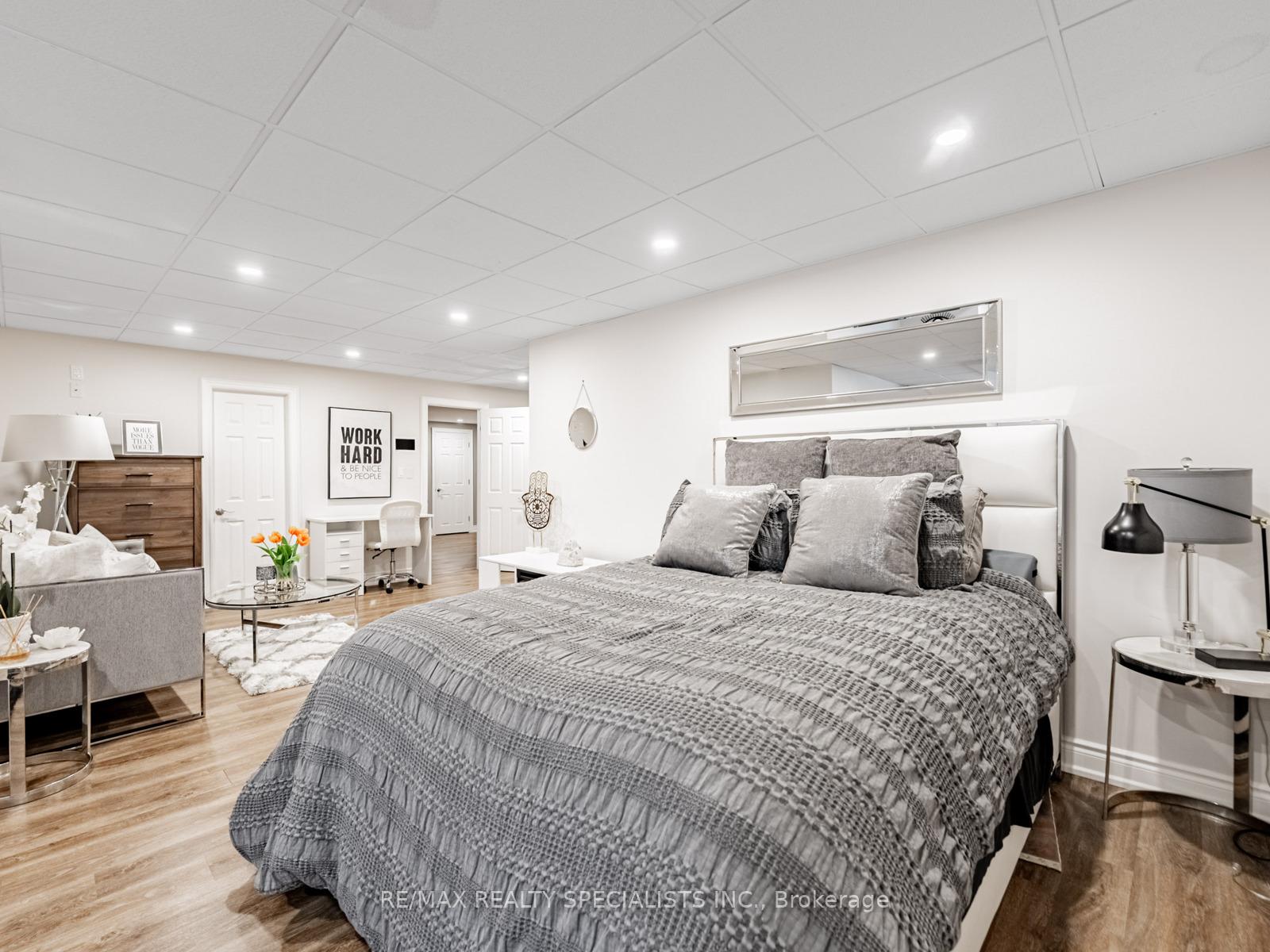 Photo 39 of 12 McMaster Street, Halton Hills, Glen Williams — HOMEH