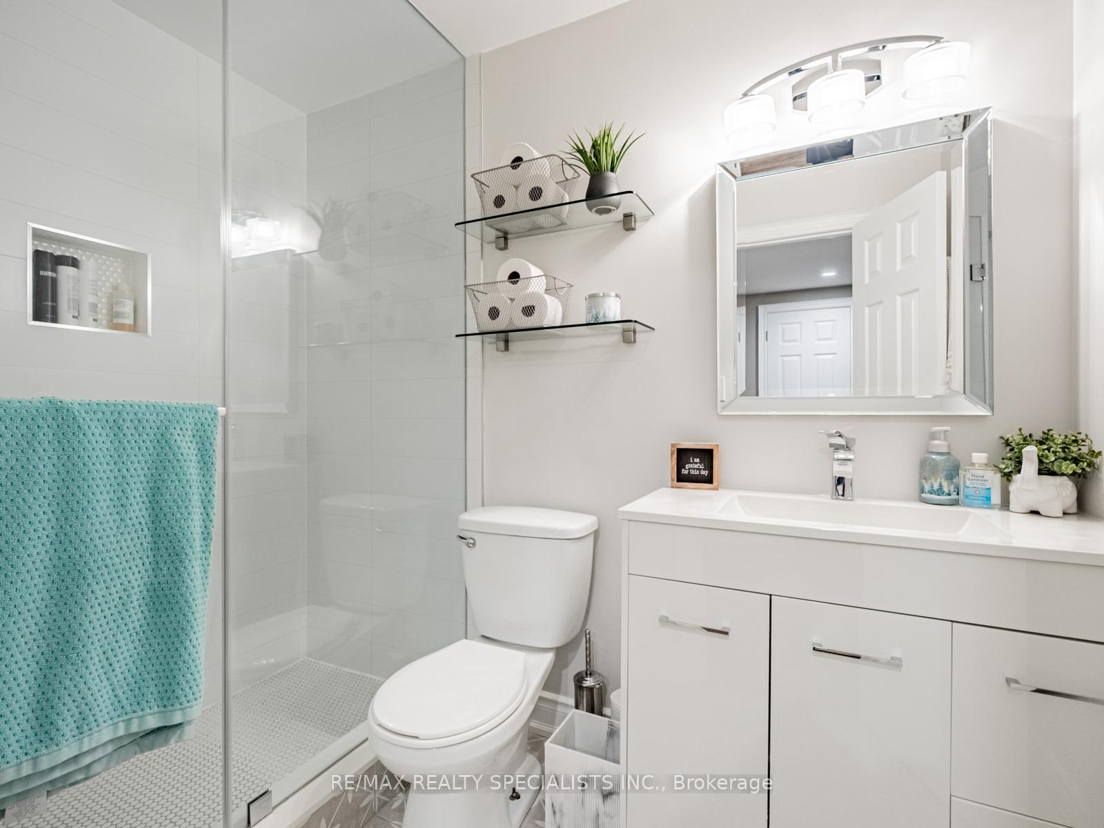 Photo 31 of 12 McMaster Street, Halton Hills, Glen Williams — HOMEH