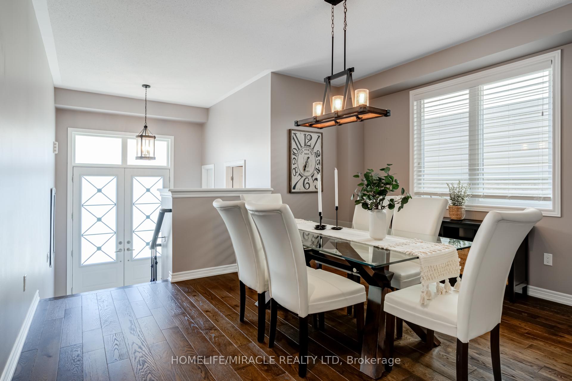 Photo 3 of 5 Kennedy Boulevard, New Tecumseth, Rural New Tecumseth — HOMEH