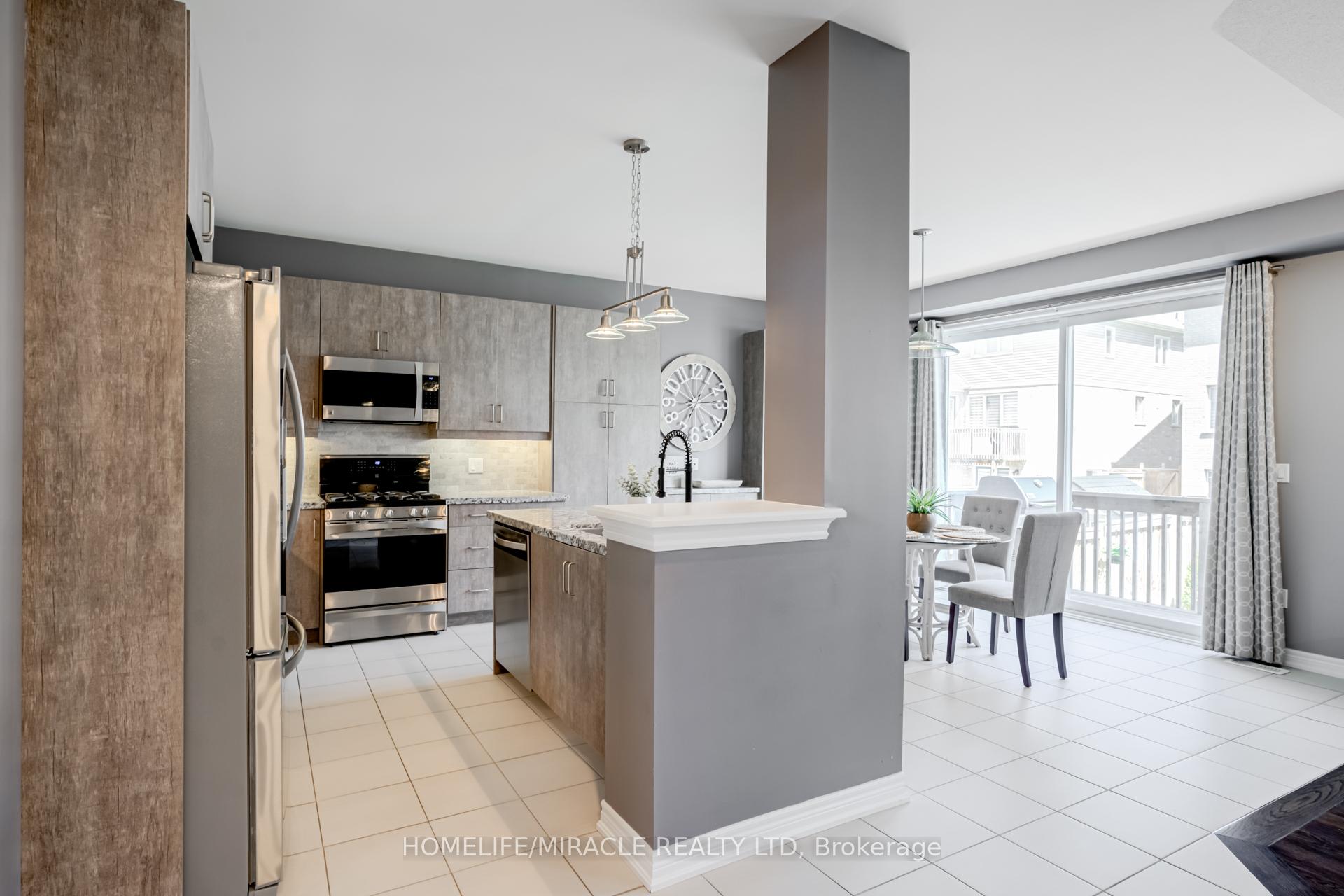 Photo 4 of 5 Kennedy Boulevard, New Tecumseth, Rural New Tecumseth — HOMEH