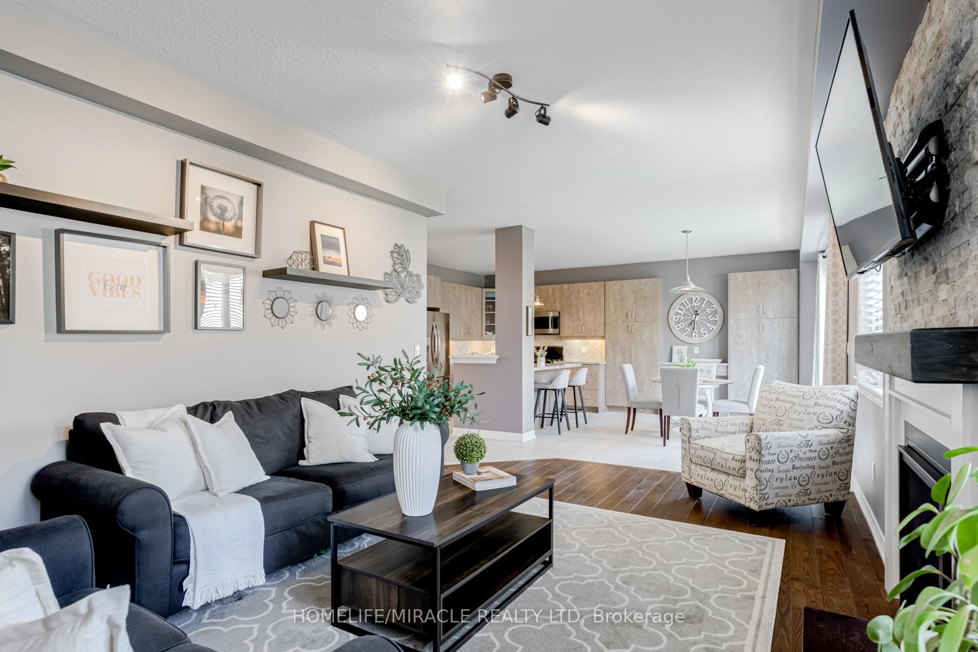 Photo 45 of 5 Kennedy Boulevard, New Tecumseth, Rural New Tecumseth — HOMEH