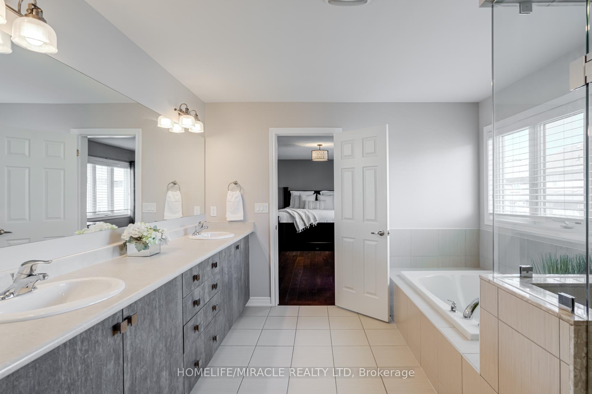 Photo 21 of 5 Kennedy Boulevard, New Tecumseth, Rural New Tecumseth — HOMEH