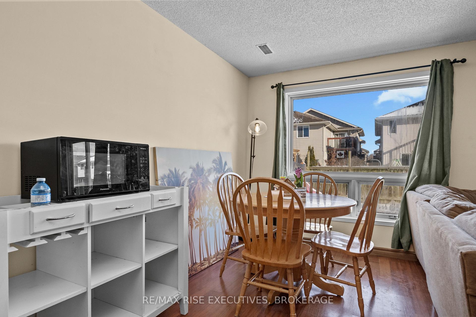 Photo 28 of 115 University Avenue, Belleville, Belleville Ward — HOMEH