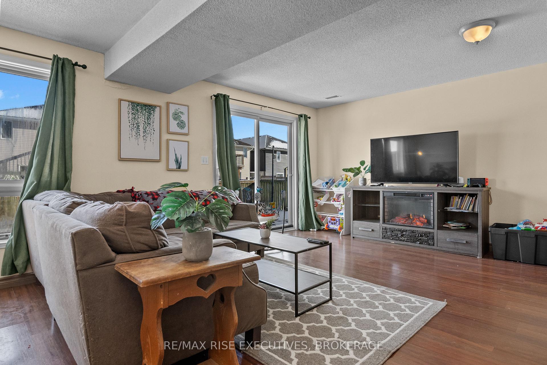 Photo 29 of 115 University Avenue, Belleville, Belleville Ward — HOMEH