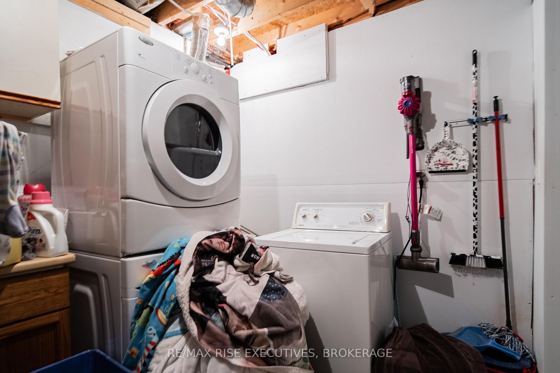 Photo 38 of 115 University Avenue, Belleville, Belleville Ward — HOMEH