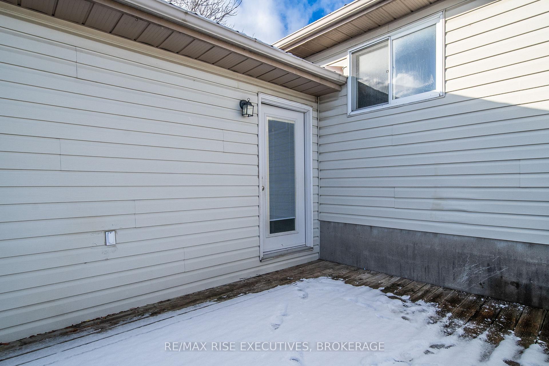 Photo 45 of 115 University Avenue, Belleville, Belleville Ward — HOMEH