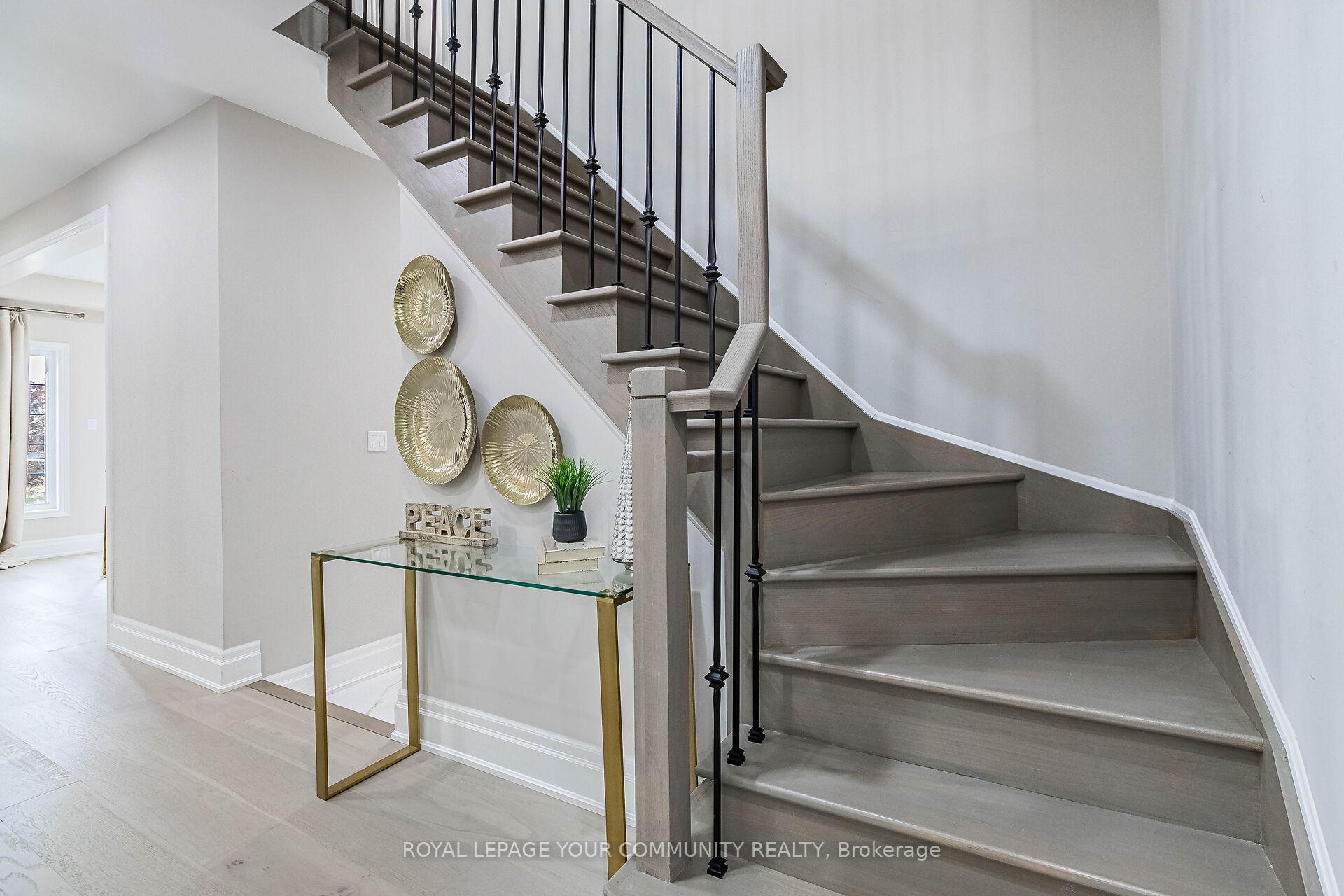 Photo 9 of 63 Regency View Heights, Vaughan, Maple — HOMEH