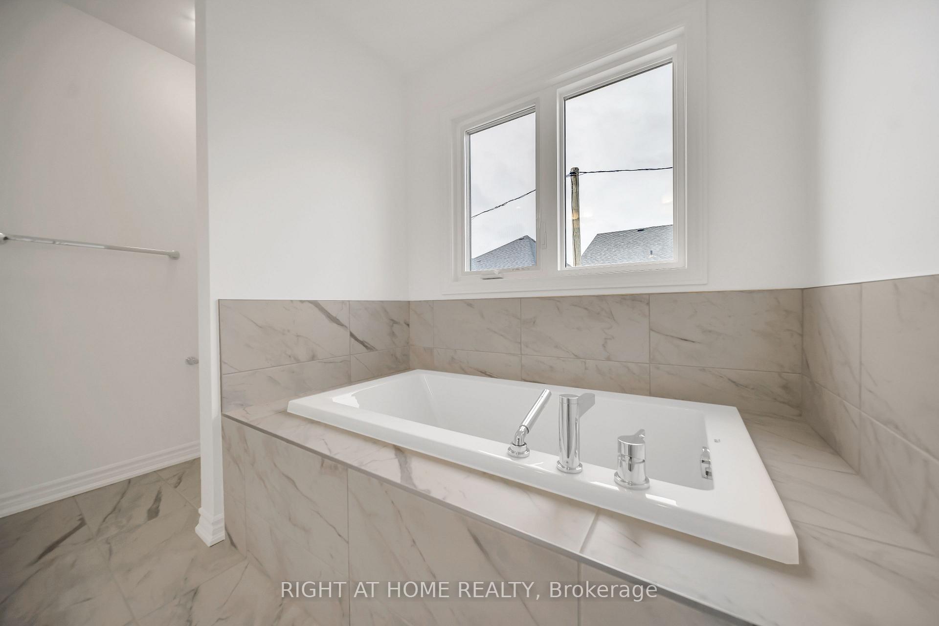 Photo 14 of 1450 Savoline Boulevard, Milton, Rural Milton — HOMEH