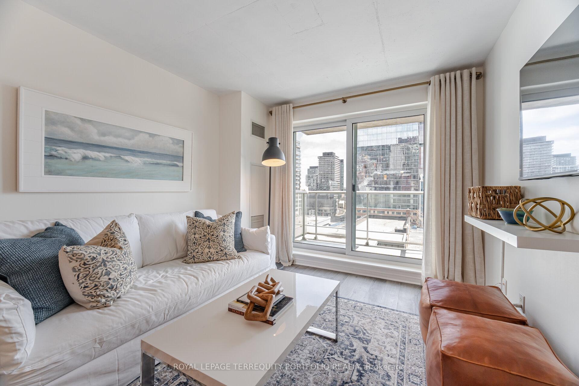 Photo 12 of Unit 923, 230 King Street E, Toronto, Moss Park — HOMEH