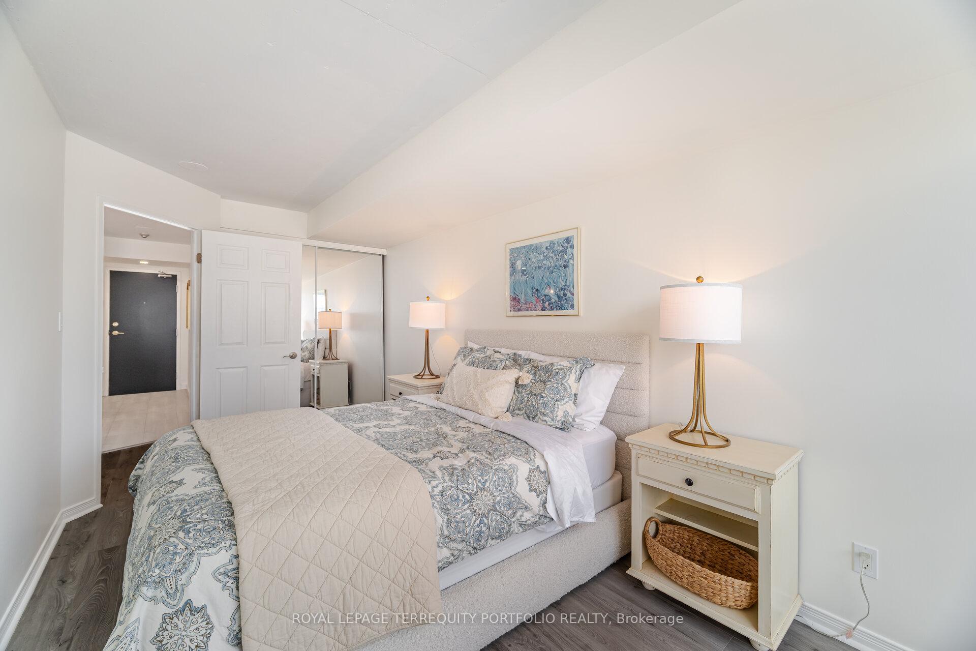 Photo 20 of Unit 923, 230 King Street E, Toronto, Moss Park — HOMEH