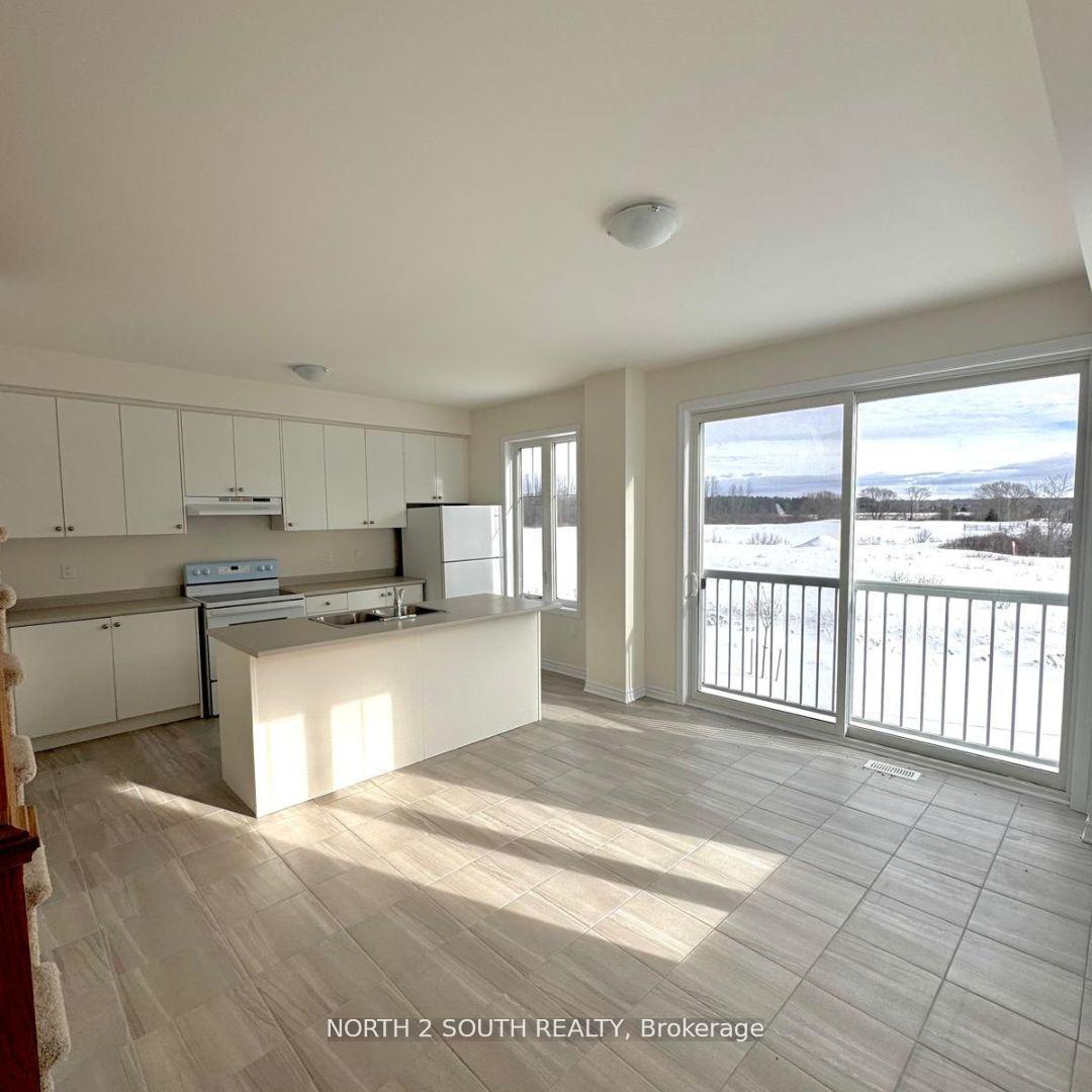 Photo 7 of 98 Sandhill Crane Drive, Wasaga Beach — HOMEH