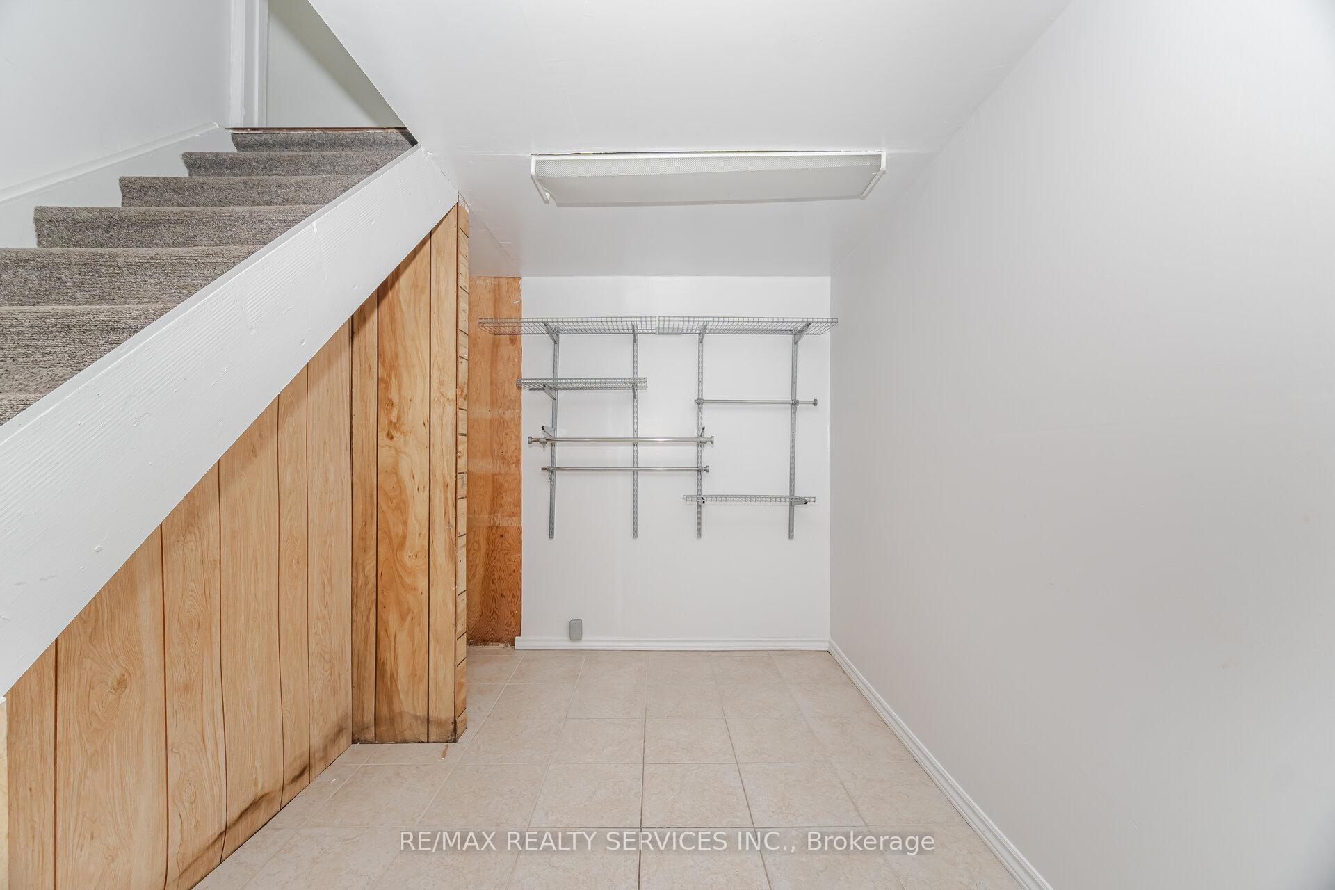 Photo 33 of 20 Greenhills Square, Brampton, Northgate — HOMEH