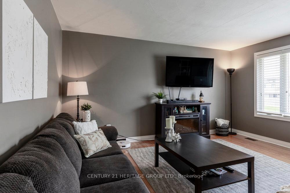 Photo 6 of 273 Montmorency Drive, Hamilton, Red Hill — HOMEH