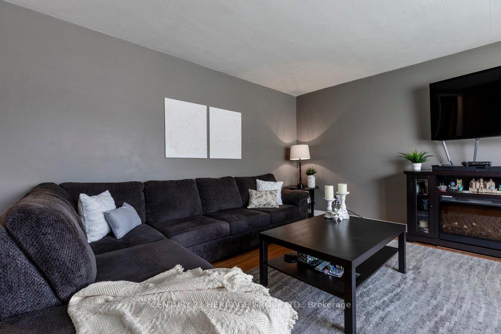 Photo 4 of 273 Montmorency Drive, Hamilton, Red Hill — HOMEH