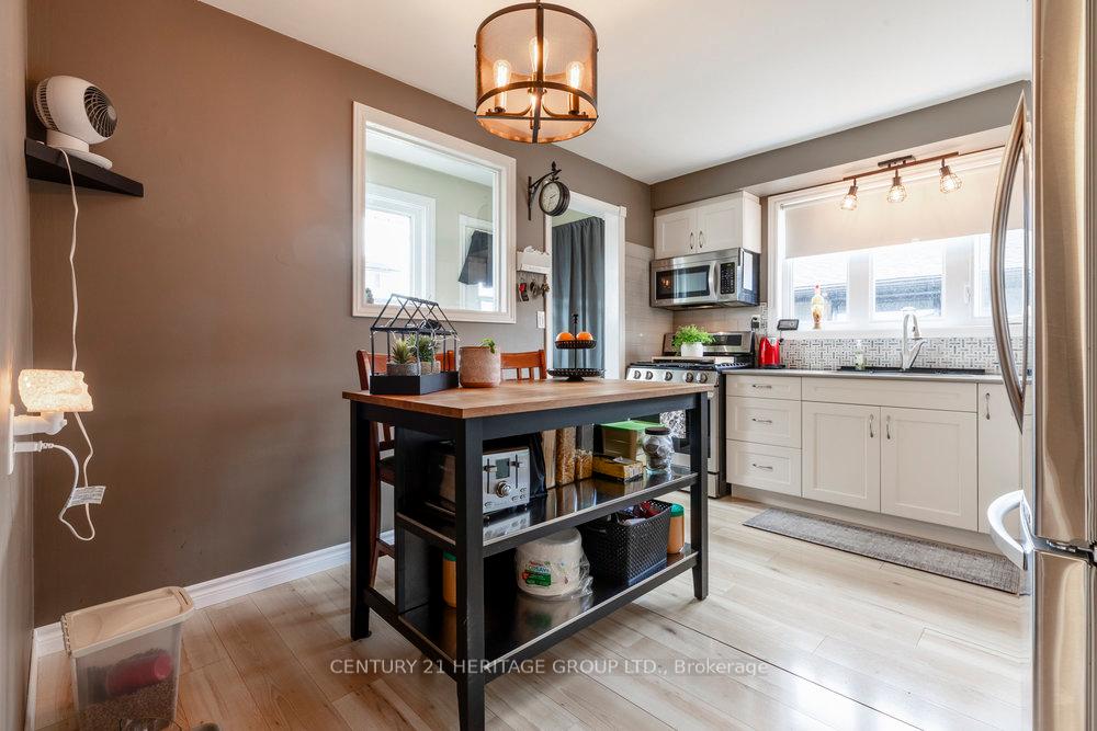Photo 9 of 273 Montmorency Drive, Hamilton, Red Hill — HOMEH