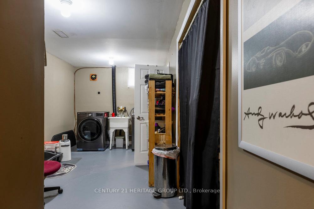 Photo 36 of 273 Montmorency Drive, Hamilton, Red Hill — HOMEH