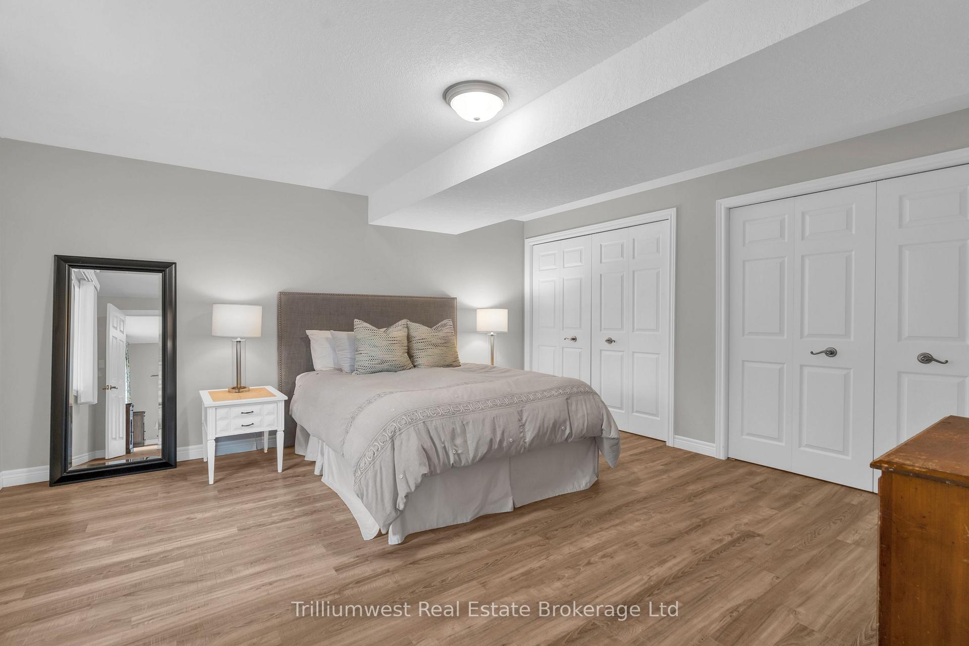 Photo 29 of 302 Farley Drive, Guelph, Pineridge/Westminster Woods — HOMEH