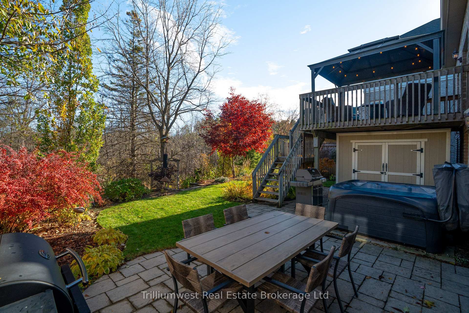 Photo 32 of 302 Farley Drive, Guelph, Pineridge/Westminster Woods — HOMEH