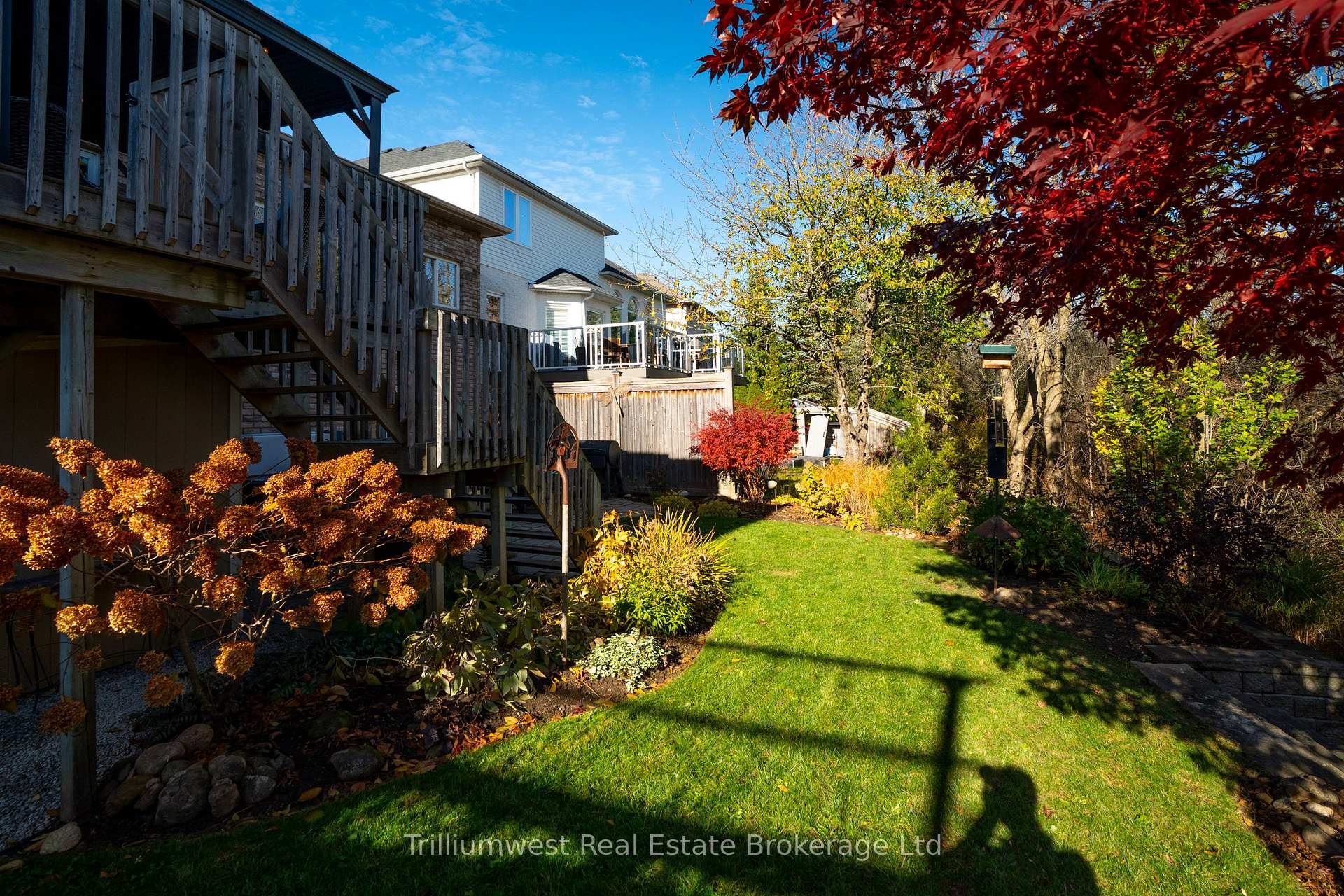Photo 36 of 302 Farley Drive, Guelph, Pineridge/Westminster Woods — HOMEH