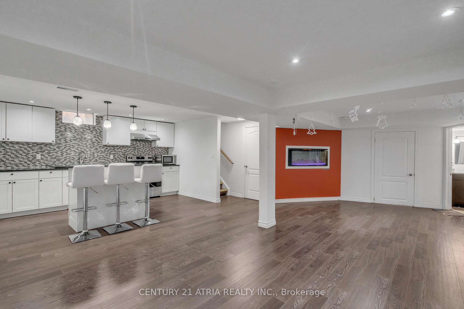 Photo 30 of 10 Louvain Drive, Brampton, Vales of Castlemore North — HOMEH