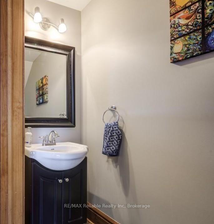 Photo 7 of 38 James Street, Huron East, Seaforth — HOMEH