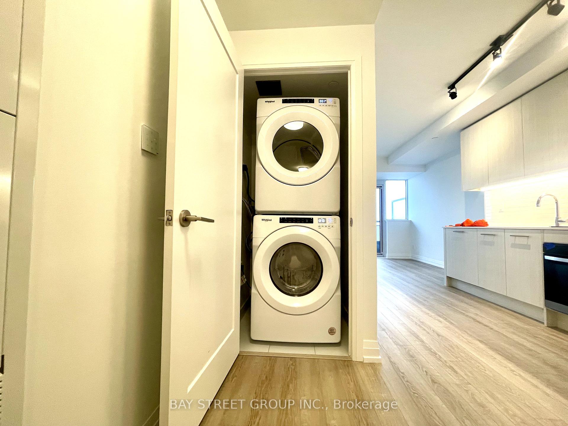 Photo 18 of Unit 2406, 286 Main Street, Toronto, East End-Danforth — HOMEH