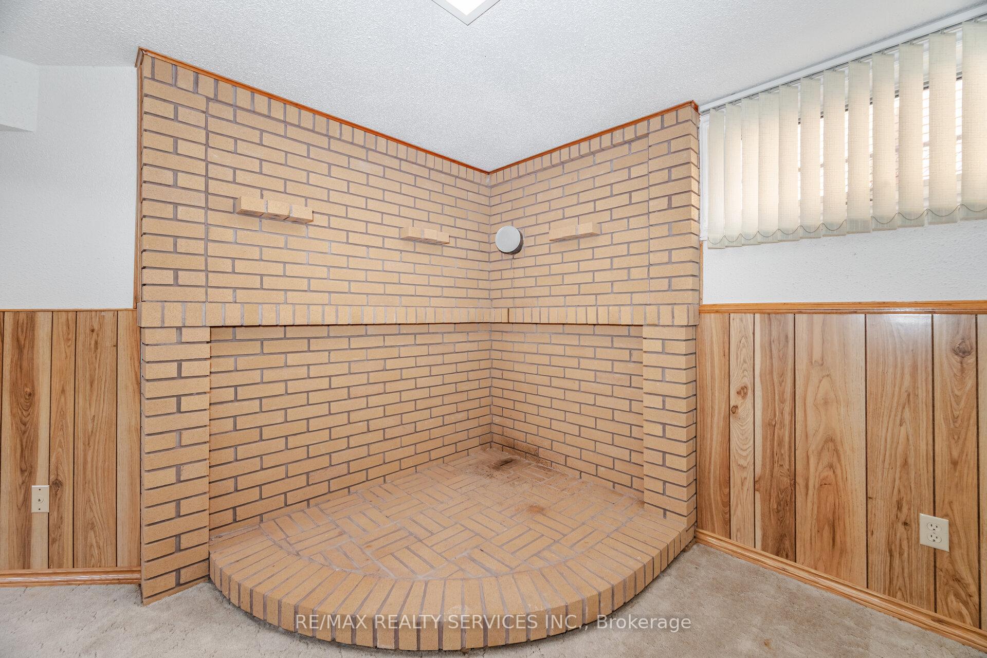 Photo 31 of 75 Curtis Drive, Brampton, Brampton South — HOMEH