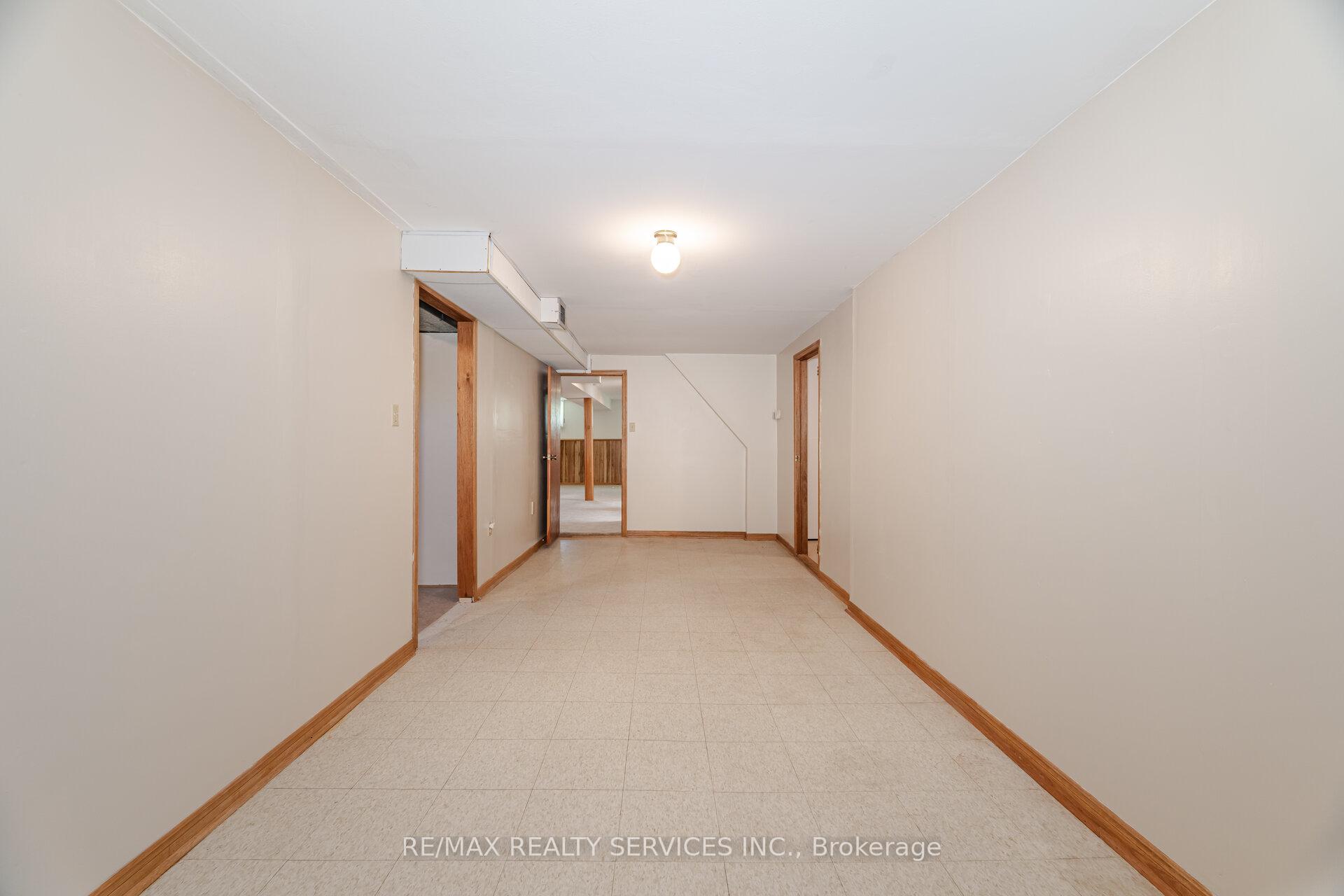 Photo 27 of 75 Curtis Drive, Brampton, Brampton South — HOMEH