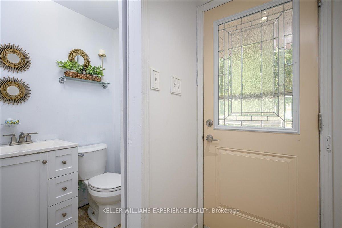 Photo 29 of 49 Laurie Crescent, Barrie, Wellington — HOMEH