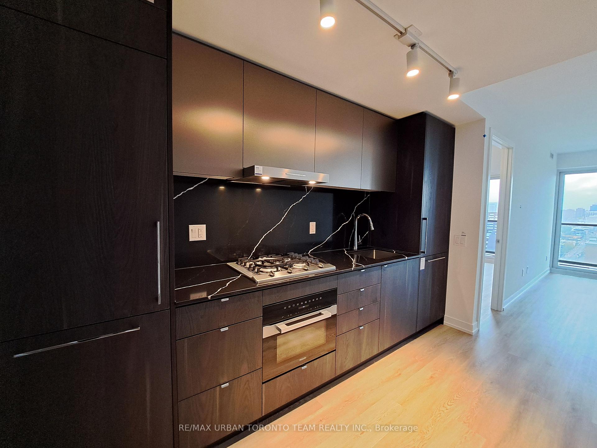 Photo 6 of Unit 2505, 771 Yonge Street, Toronto, The Annex — HOMEH