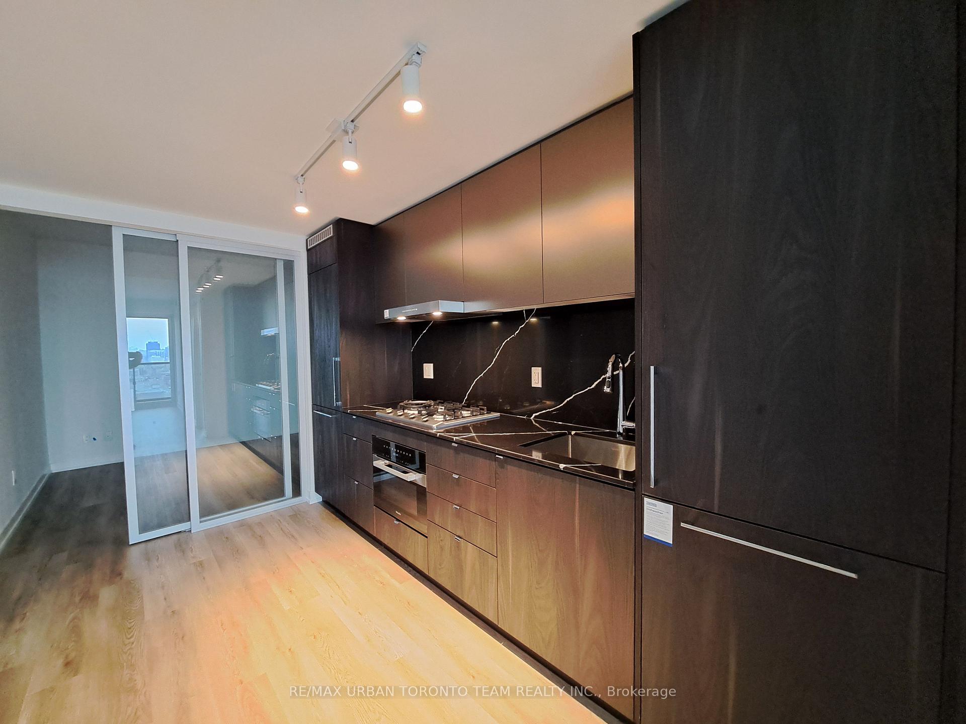 Photo 5 of Unit 2505, 771 Yonge Street, Toronto, The Annex — HOMEH