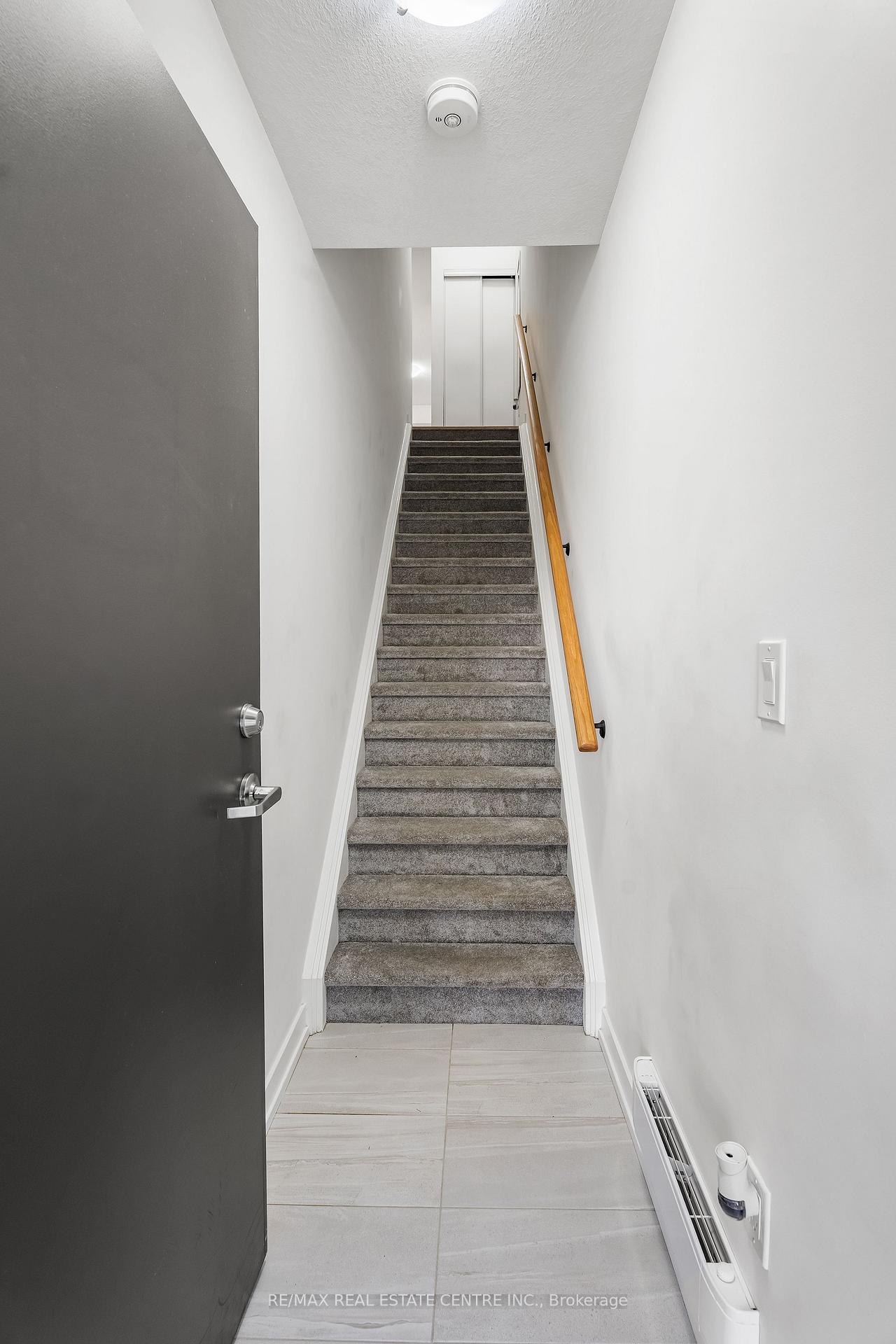 Photo 28 of Unit C12, 10 Palace Street, Kitchener — HOMEH