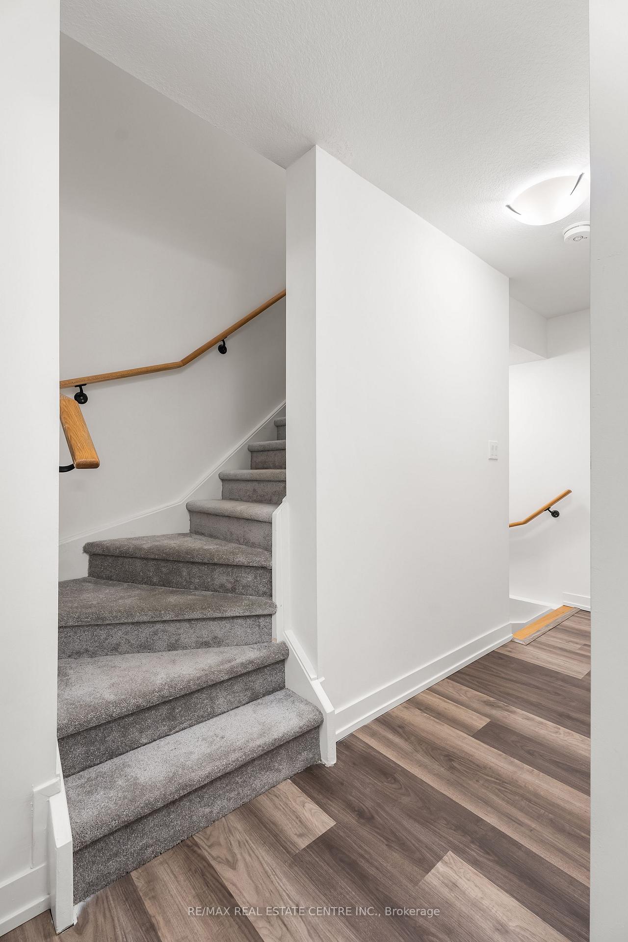 Photo 34 of Unit C12, 10 Palace Street, Kitchener — HOMEH